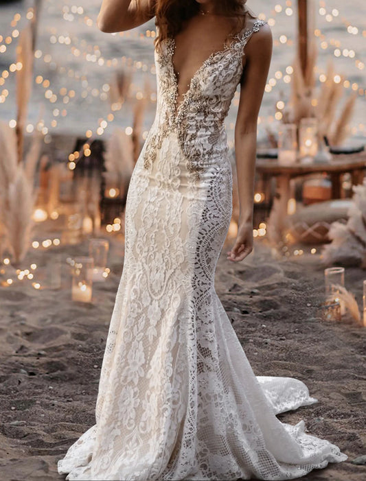 Wholesale Beach Open Back Sexy Boho Wedding Dresses Mermaid / Trumpet V Neck Sleeveless Court Train Lace Bridal Gowns With Appliques