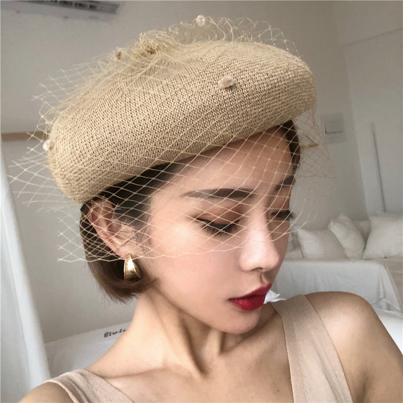 Wholesale Hats Tulle Fiber Beret Hat Bowler / Cloche Hat Straw Hat Wedding Tea Party Elegant Wedding With Tulle Headpiece Headwear