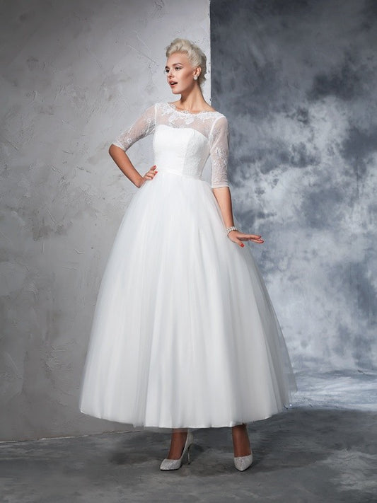 Wholesale Ball Gown Bateau Lace 1/2 Sleeves Long Net Wedding Dresses