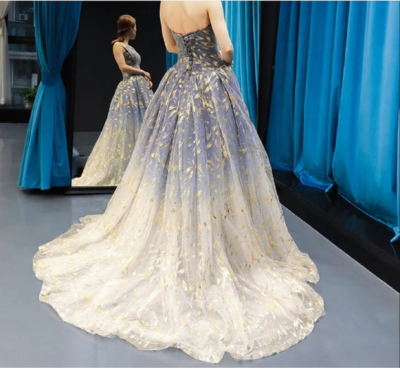 Wholesale Elegant A Line Blue Tulle Long Strapless Lace up Gold Evening Dress Prom Dresses