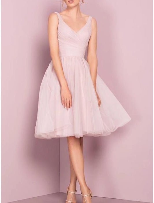 Wholesale A-Line Flirty Empire Homecoming Cocktail Sleeveless Dress V Neck Knee Length Tulle with Pleats