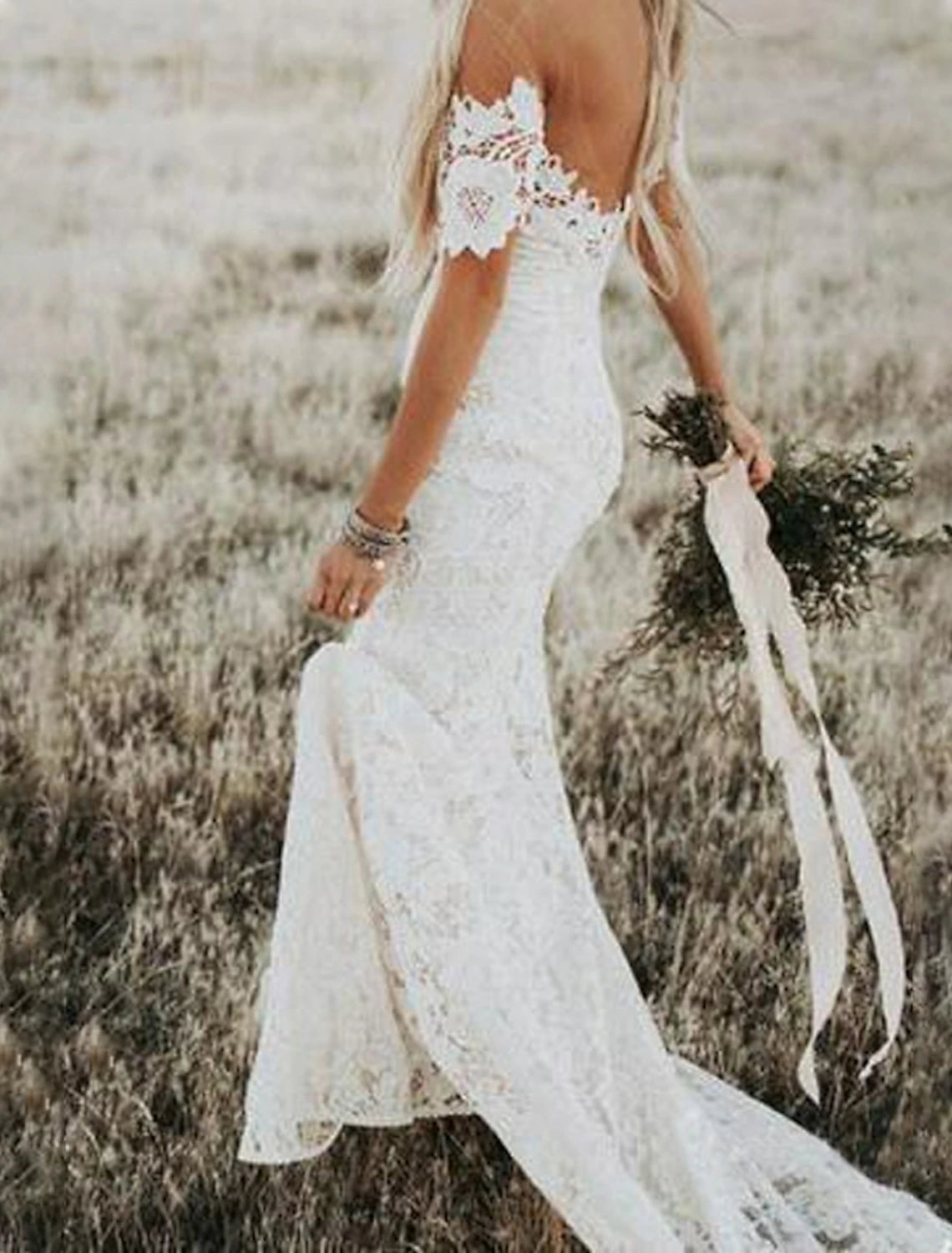 Wholesale Beach Boho Wedding Dresses Mermaid / Trumpet Off Shoulder Cap Sleeve Chapel Train Lace Bridal Gowns With Appliques