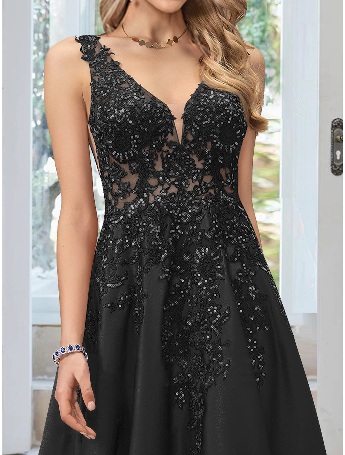 Wholesale A-Line Evening Gown Floral Dress Formal Black Tie Floor Length Sleeveless V Neck Lace with Appliques