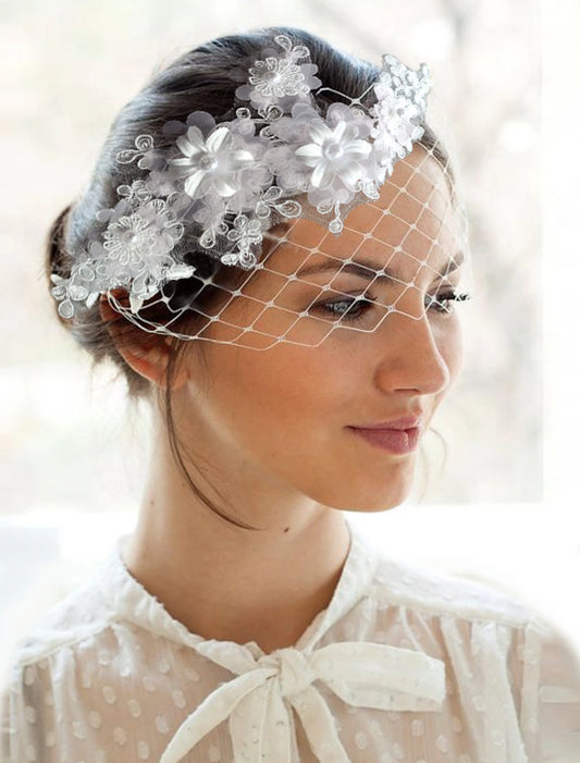 Wholesale One-tier Flower Style / Pearls Wedding Veil Blusher Veils / Birdcage Veils with Faux Pearl / Appliques Tulle