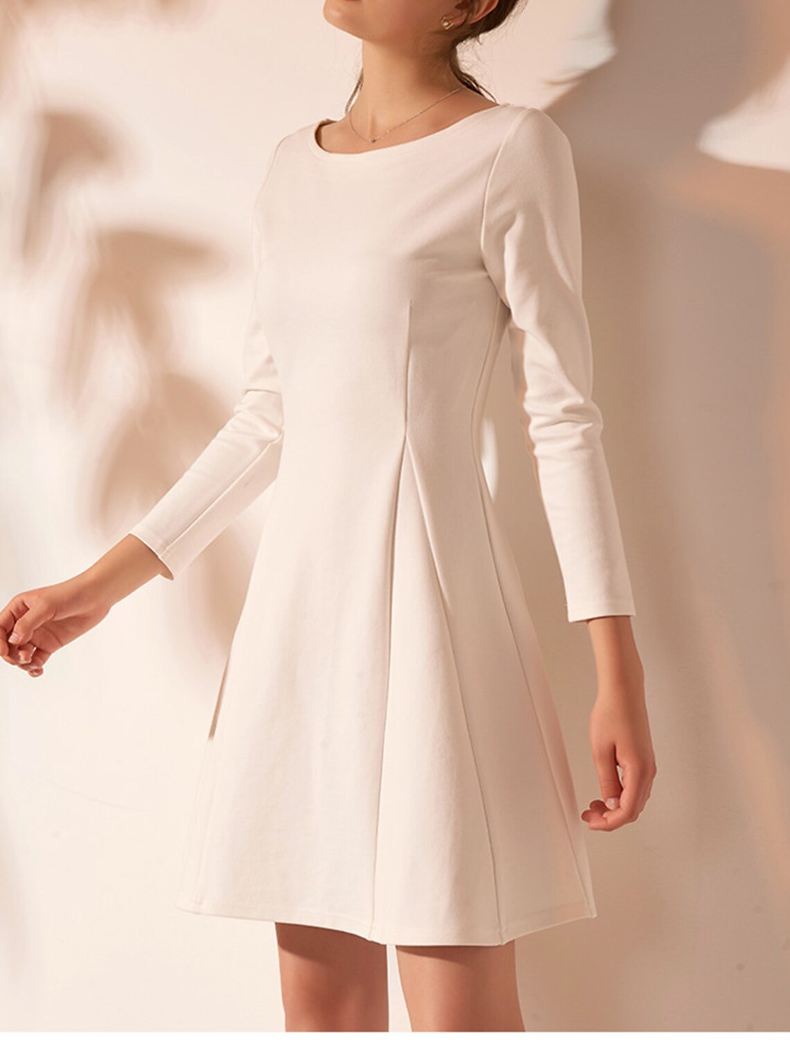 Wholesale A-Line Minimalist White Graduation Cocktail Party Dress Jewel Neck Long Sleeve Short / Mini Spandex with Pleats