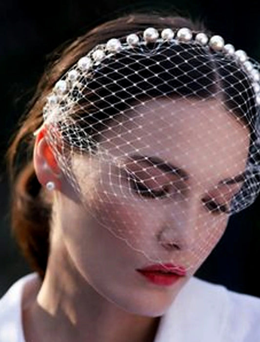 Wholesale One-tier Antique / Pearls Wedding Veil Blusher Veils / Birdcage Veils with Faux Pearl Tulle