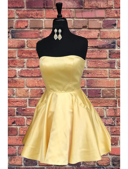 Wholesale A-Line Hot Flirty Homecoming Cocktail Party Dress Strapless Sleeveless Short / Mini Satin with Sleek Pleats