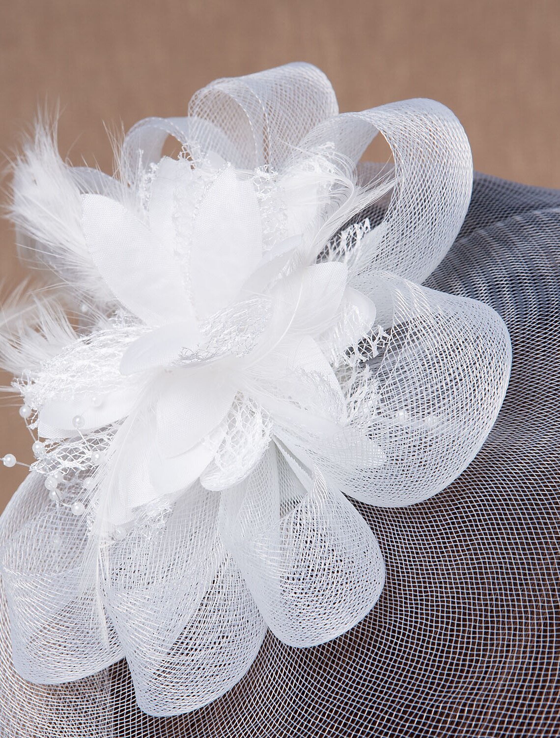 Wholesale White Wedding Fascinator Tulle Beaded Organza Fascinators Hats Headwear Clip Vintage Elegant with Feathers Fur Flower 1 Piece Kentucky Derby Horse Race Tea Party Ladies Day Headpiece