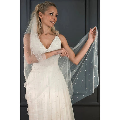 Wholesale One-tier Simple / Pearls Wedding Veil Chapel Veils with Faux Pearl Tulle