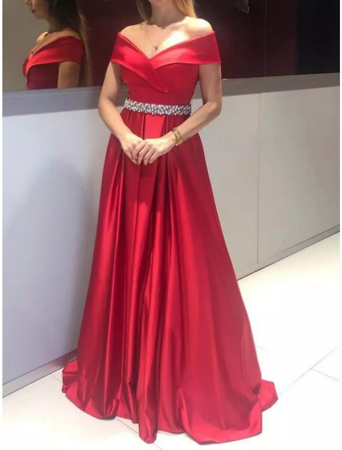 Wholesale A-Line Evening Gown Elegant Dress Formal Sweep / Brush Train Christmas Red Green Dress Sleeveless Off Shoulder Satin with Pleats Crystals