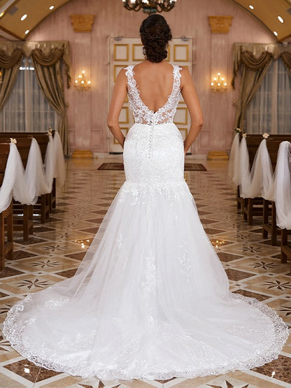 Wholesale Trumpet/Mermaid Lace Applique V-neck Sleeveless Sweep/Brush Train Wedding Dresses