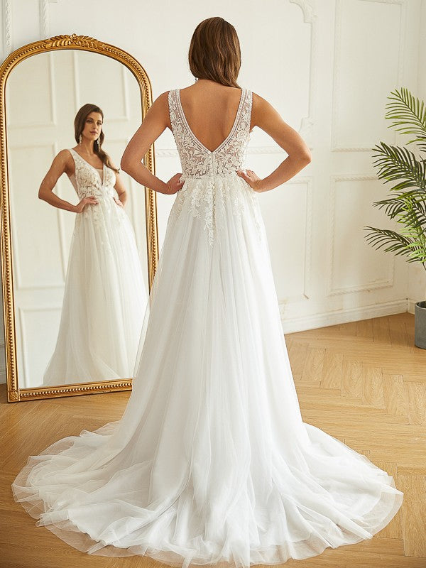 Wholesale A-Line/Princess Tulle Applique V-neck Sleeveless Sweep/Brush Train Wedding Dresses