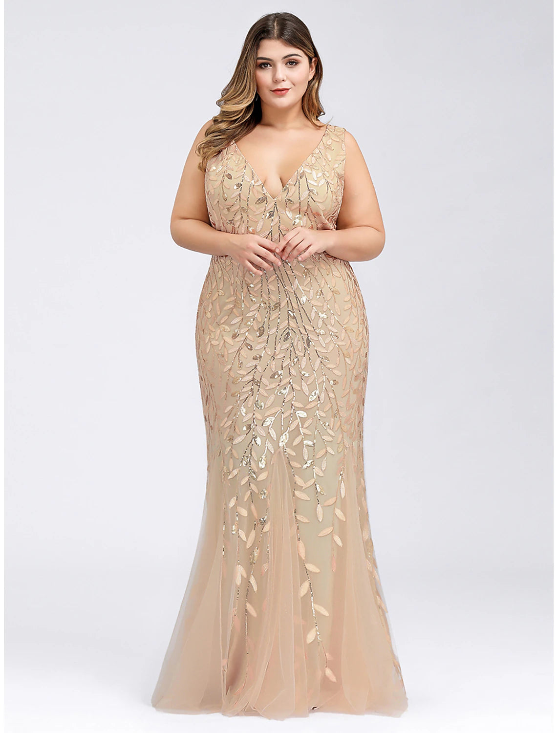 Wholesale Mermaid / Trumpet Evening Gown Plus Size Dress Wedding Guest Engagement Floor Length Sleeveless V Neck Lace V Back with Appliques