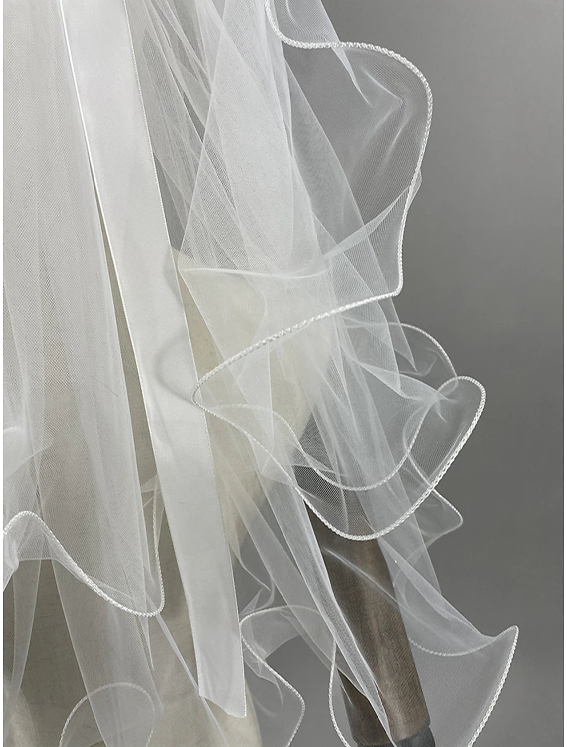 Wholesale Two-tier Classic / Sweet Wedding Veil Elbow Veils with Satin Bow 23.62 in (60cm) Lace