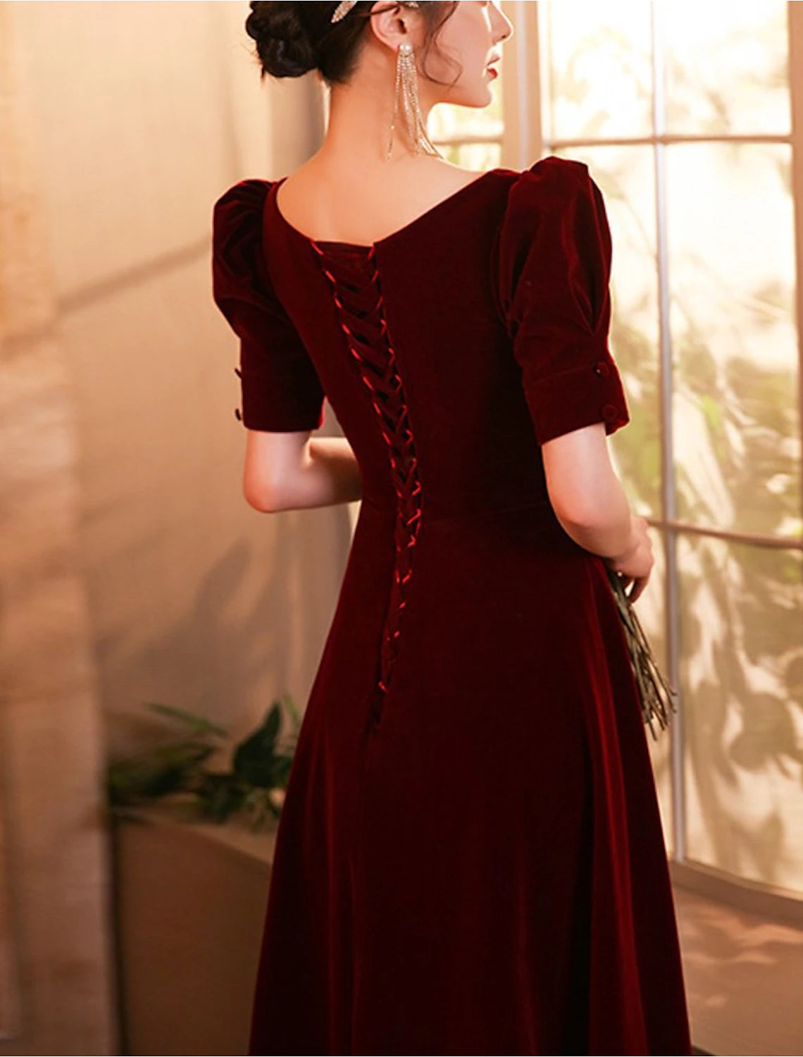 Wholesale A-Line Elegant Vintage Homecoming Cocktail Party Dress Scoop Neck Half Sleeve Tea Length Velvet with Buttons