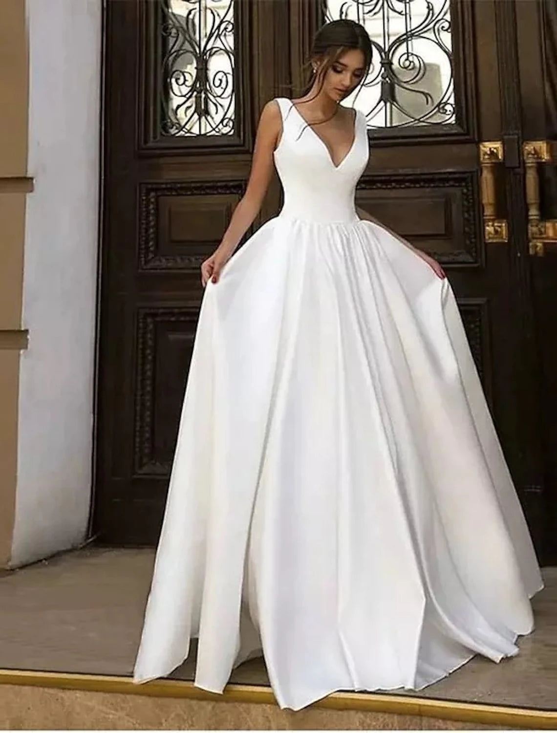 Wholesale Reception Casual Formal Wedding Dresses A-Line V Neck Sleeveless Floor Length Satin Bridal Gowns With Pleats