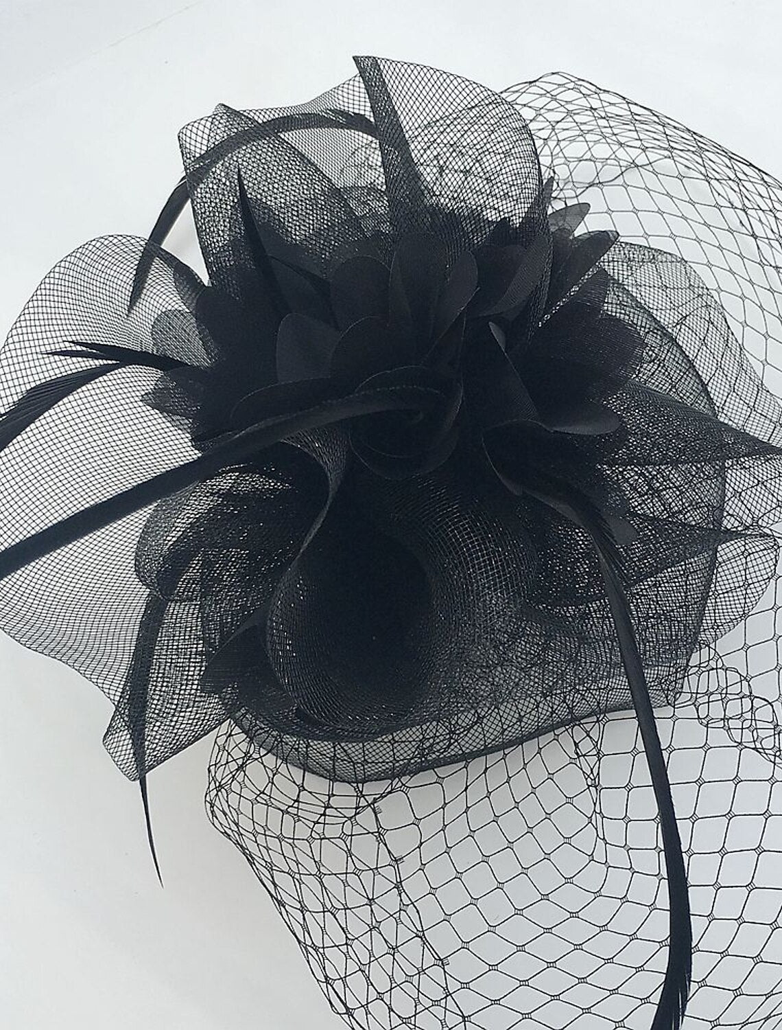 Wholesale Tulle / Feather / Net Fascinators Kentucky Derby Hat / Headwear / Birdcage Veils with Floral 1PC Wedding / Special Occasion / Casual Headpiece