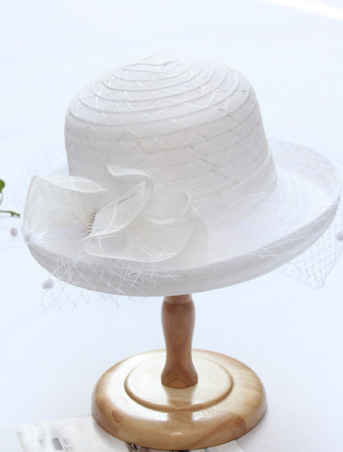 Wholesale Hats Headwear Polyester Tulle Bucket Hat Straw Hat Sun Hat Casual Holiday Elegant With Bowknot Pure Color Headpiece Headwear