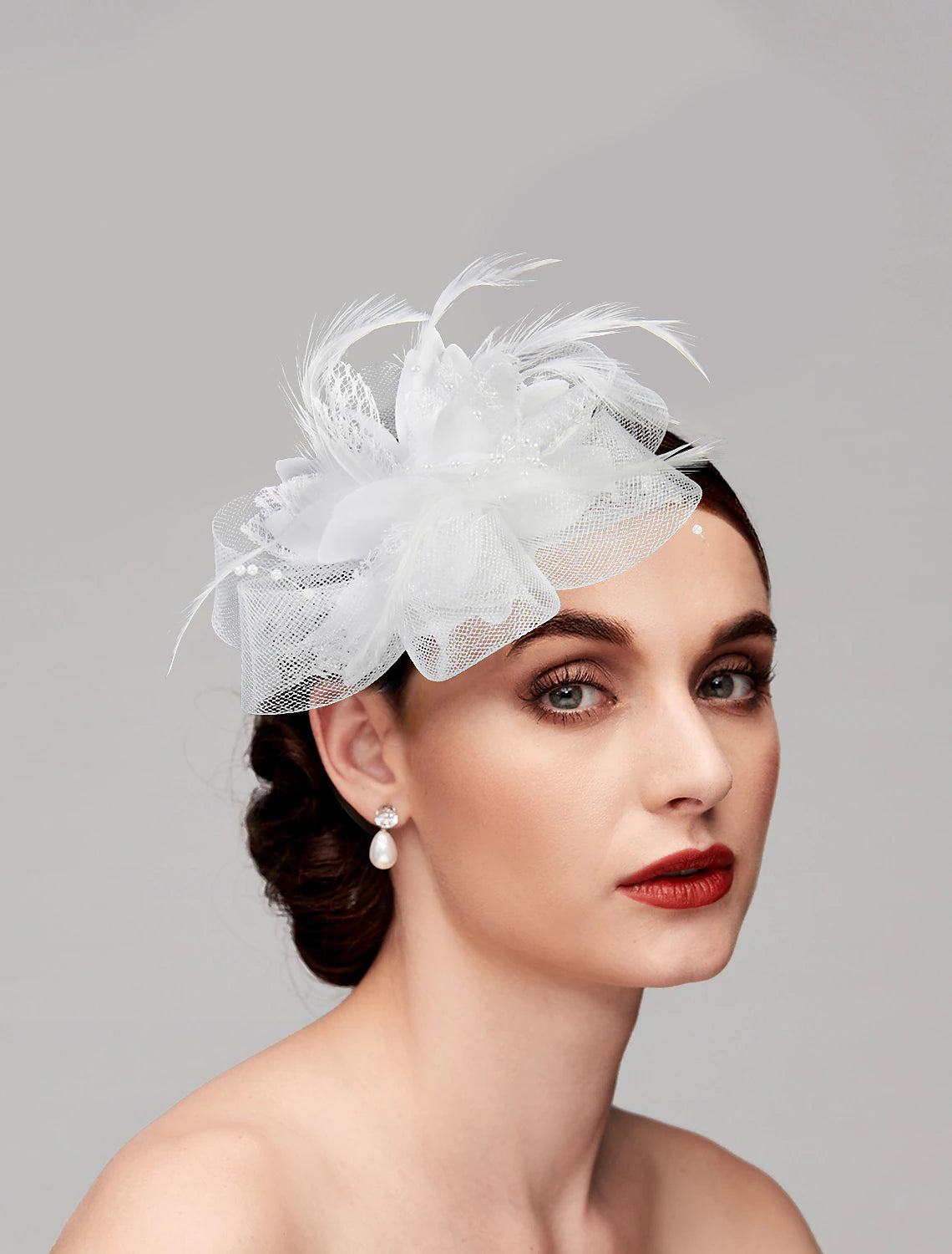 Wholesale Elegant Feather Net Fascinators Hats with Feathers Fur Floral 1PC Special Occasion Kentucky Derby Horse Race Ladies Day Headpiece