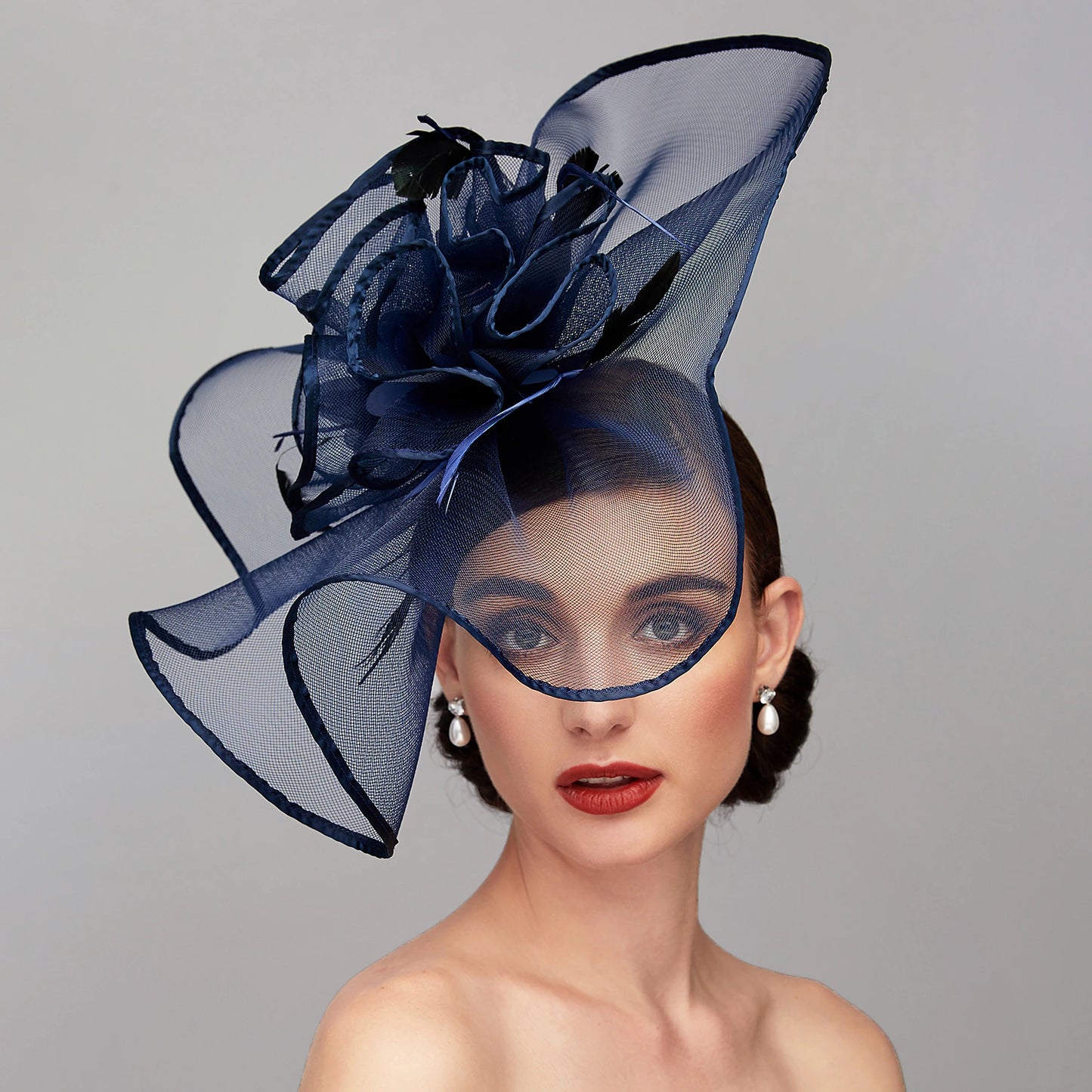 Wholesale Elegant & Luxurious Feather Linen Rayon Kentucky Derby Hat Fascinators Headpiece with Feather Floral Flower 1PC Melbourne Cup Wedding Horse Race Ladies Day Headpiece