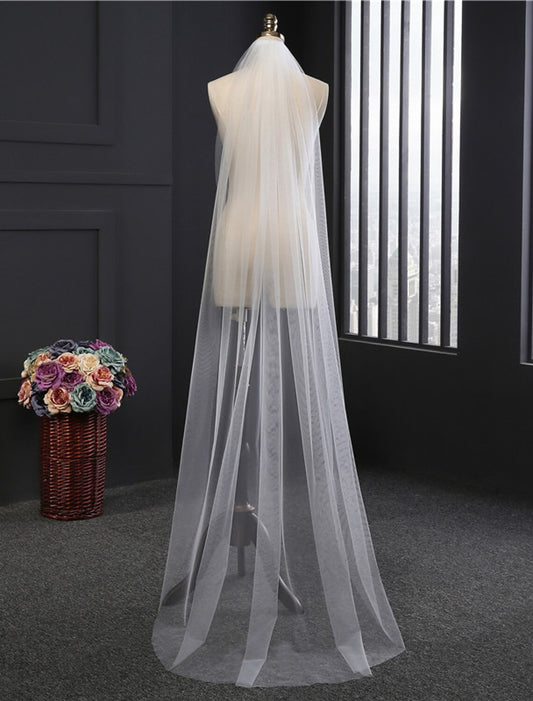 Wholesale One-tier Simple Wedding Veil Chapel Veils with Solid Tulle