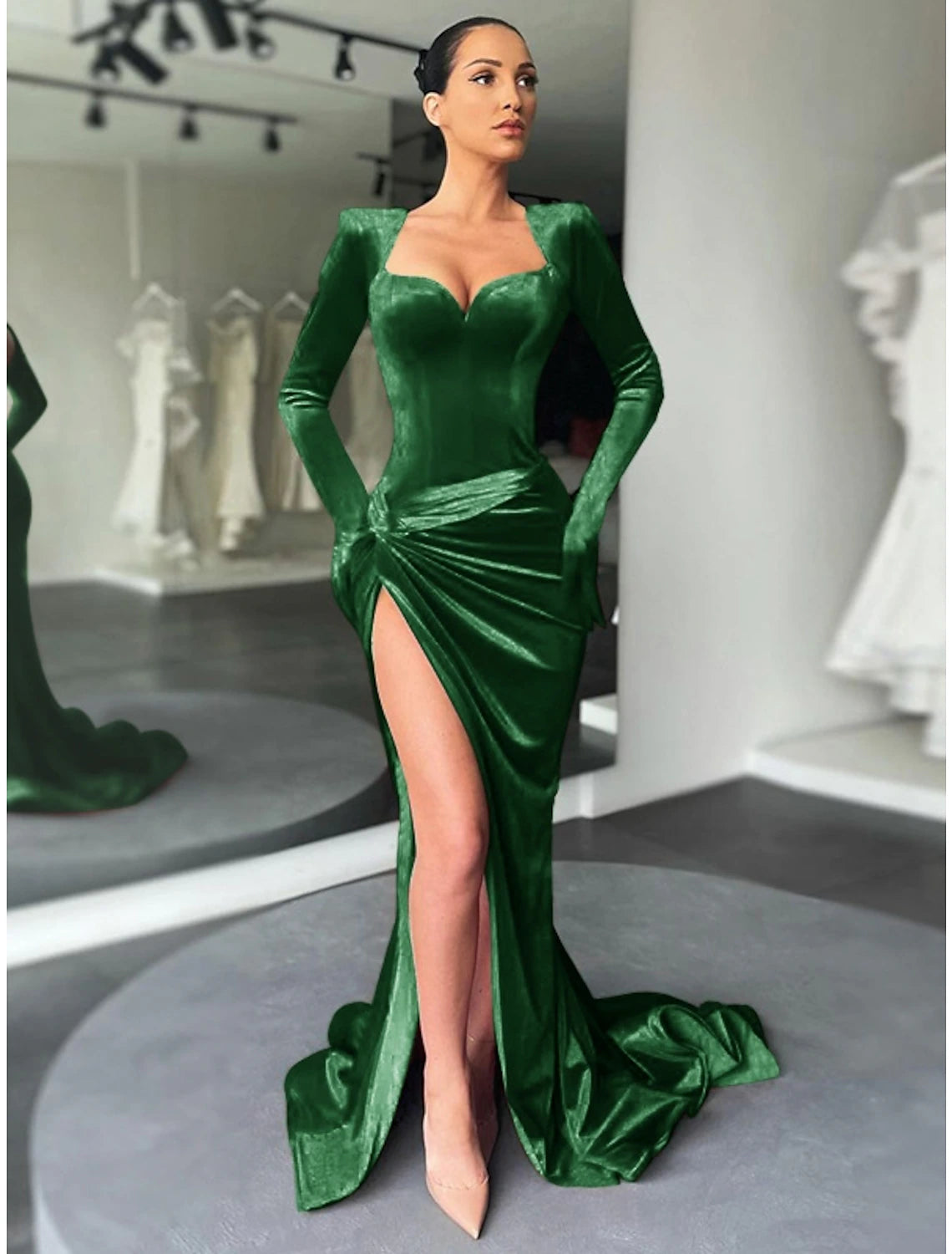 Wholesale A-Line Evening Gown Vintage Dress Formal Fall Court Train Long Sleeve Sweetheart Velvet with Ruched