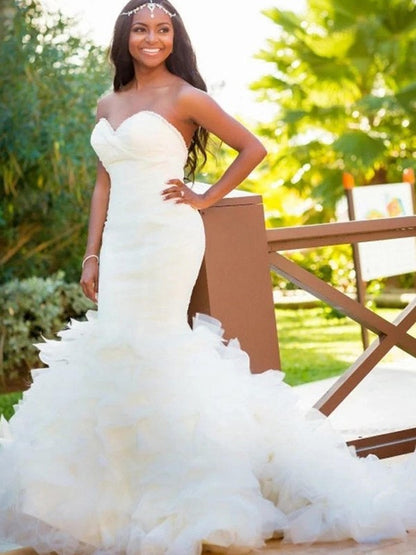 Wholesale Trumpet/Mermaid Sleeveless Sweetheart Court Train Organza Wedding Dresses