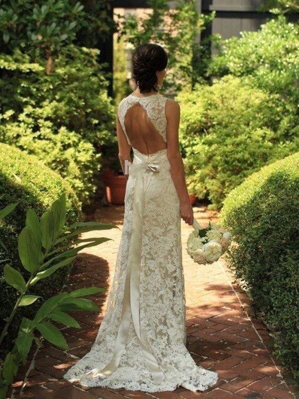 Wholesale Sheath/Column Sleeveless Lace V-neck Court Train Wedding Dresses