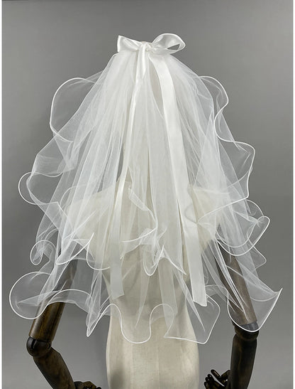 Wholesale Two-tier Classic / Sweet Wedding Veil Elbow Veils with Satin Bow 23.62 in (60cm) Lace