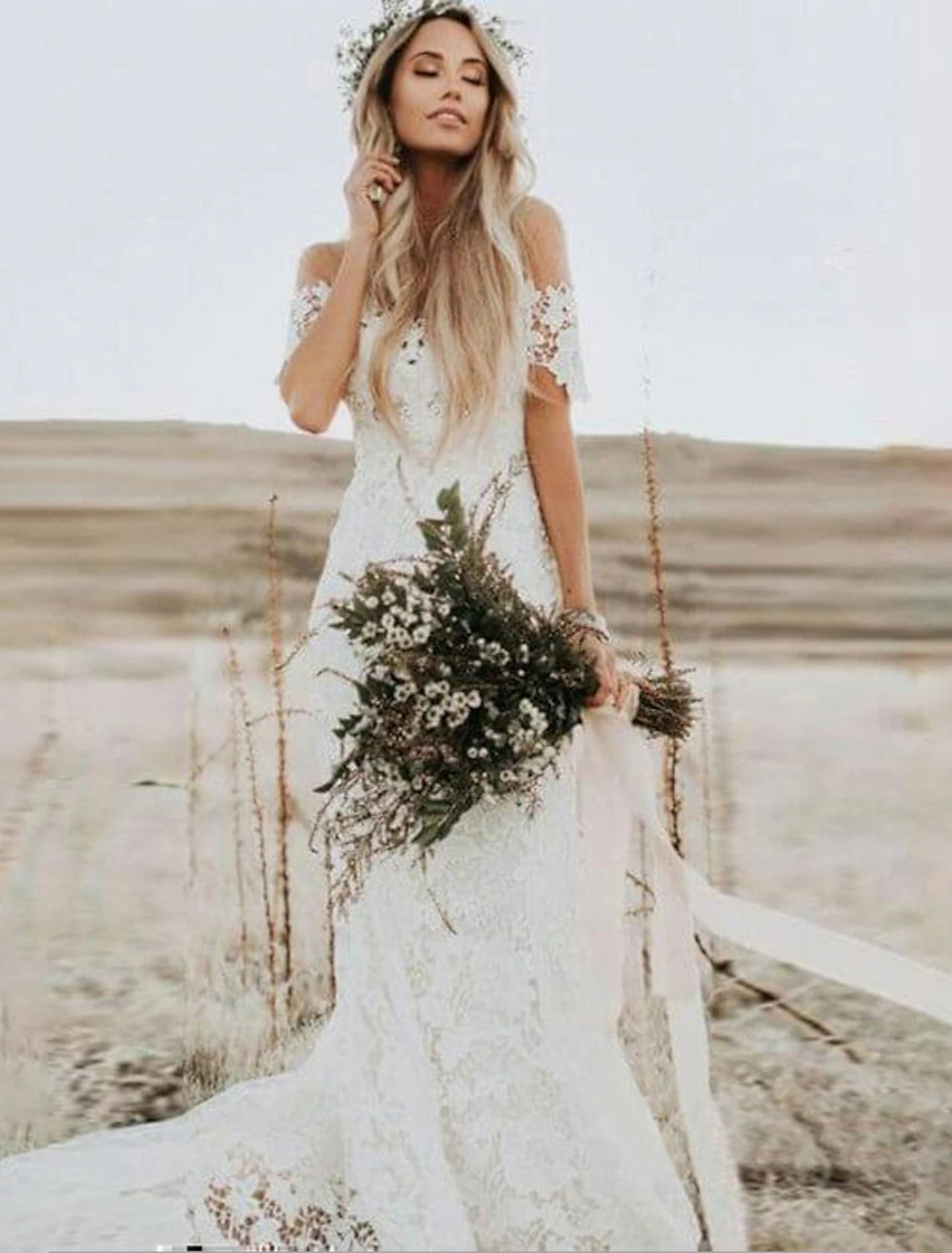 Wholesale Beach Boho Wedding Dresses Mermaid / Trumpet Off Shoulder Cap Sleeve Chapel Train Lace Bridal Gowns With Appliques