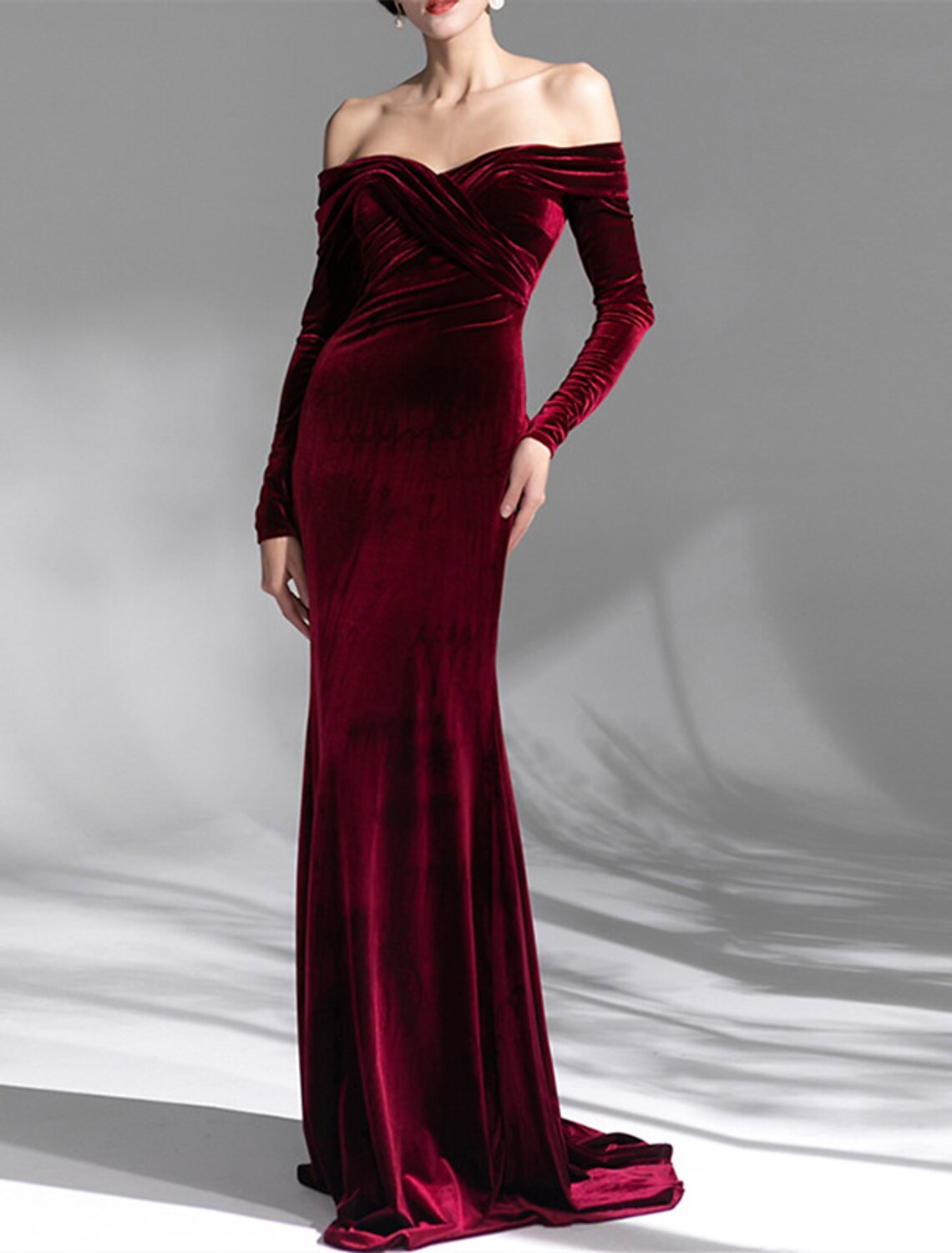 Wholesale Mermaid / Trumpet Evening Gown Open Back Dress Formal Wedding Guest Sweep / Brush Train Long Sleeve Off Shoulder Velvet with Ruched