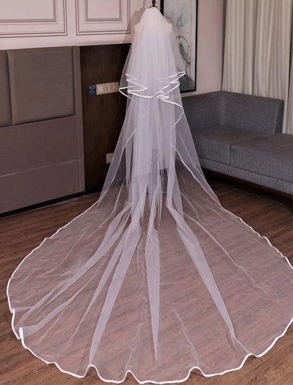 Wholesale Two-tier Vintage / Sweet Wedding Veil Cathedral Veils with Tier 137.8 in (350cm) Tulle