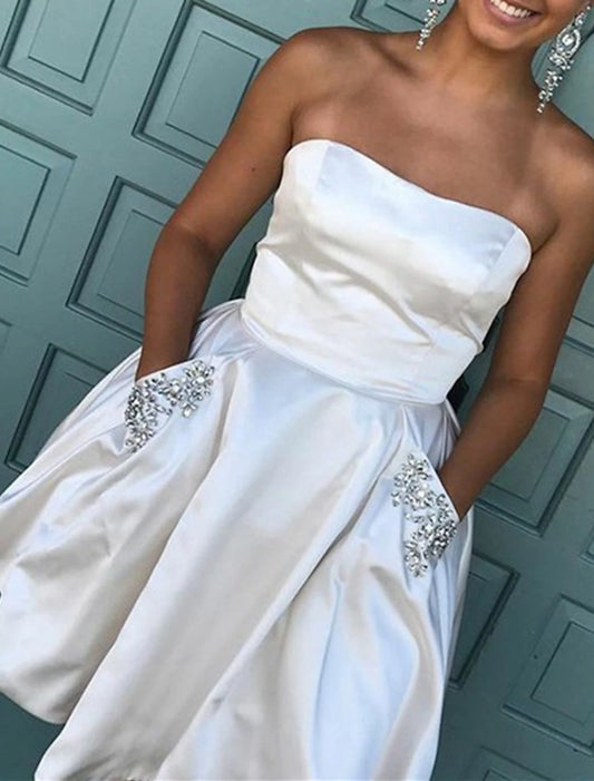 Wholesale A-Line Homecoming Dresses Little White Dresses Dress Holiday Graduation Short / Mini Sleeveless Strapless Pocket Satin with Rhinestone