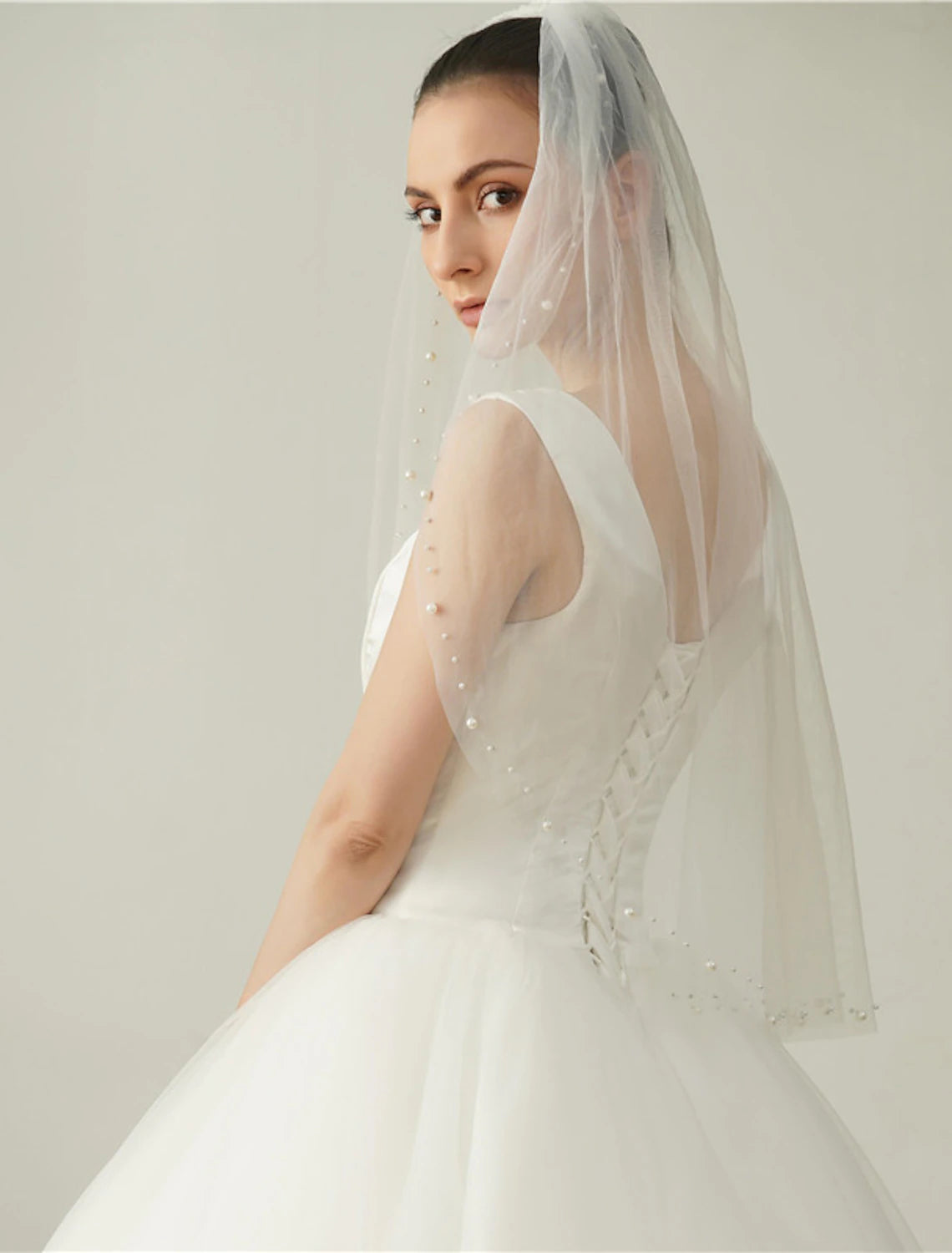 Wholesale One-tier Pearl Wedding Veil Elbow Veils with Faux Pearl 35.43 in (90cm) Tulle