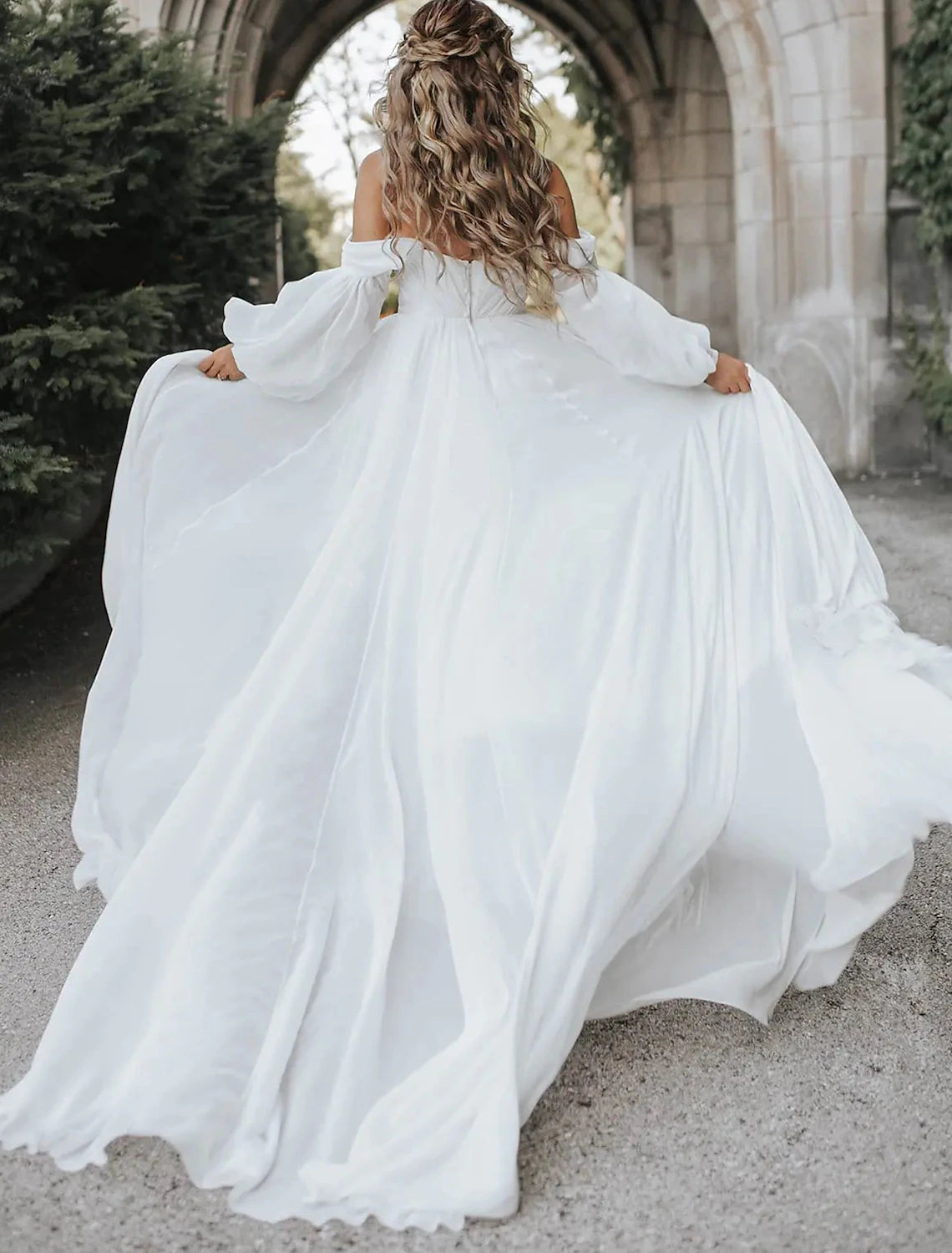 Wholesale Beach Wedding Dresses A-Line Off Shoulder Long Sleeve Chapel Train Chiffon Bridal Gowns With Split Front