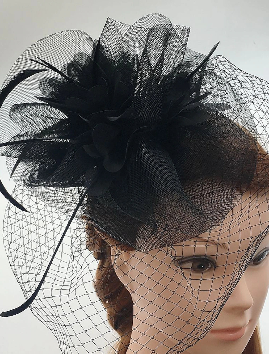 Wholesale Tulle / Feather / Net Fascinators Kentucky Derby Hat / Headwear / Birdcage Veils with Floral 1PC Wedding / Special Occasion / Casual Headpiece