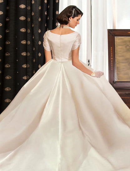 Wholesale Engagement Formal Fall Wedding Dresses Ball Gown V Neck Short Sleeve Court Train Satin Bridal Gowns With Ruched