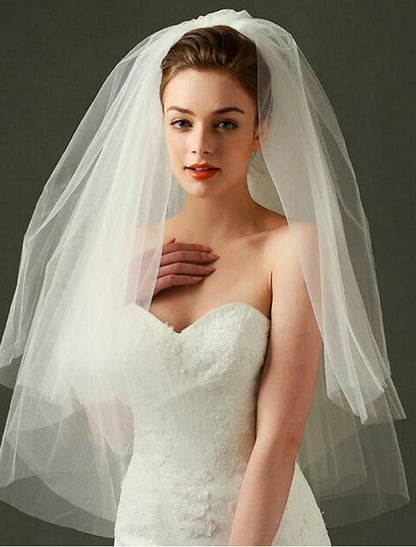 Wholesale Two-tier Cut Edge / Birthday Wedding Veil Blusher Veils / Elbow Veils / Fingertip Veils with Tulle