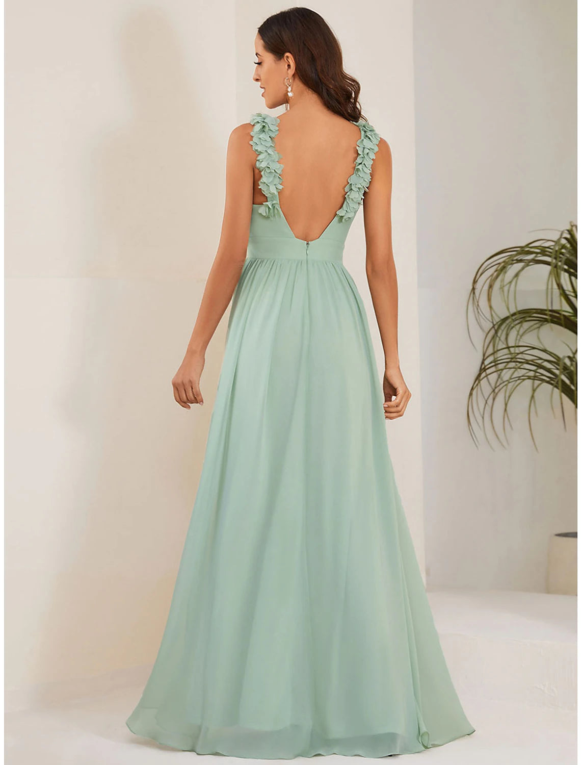 Wholesale A-Line Wedding Guest Dresses Open Back Dress Formal Black Tie Floor Length Sleeveless Jewel Neck Bridesmaid Dress Chiffon with Pleats Shouder Flower