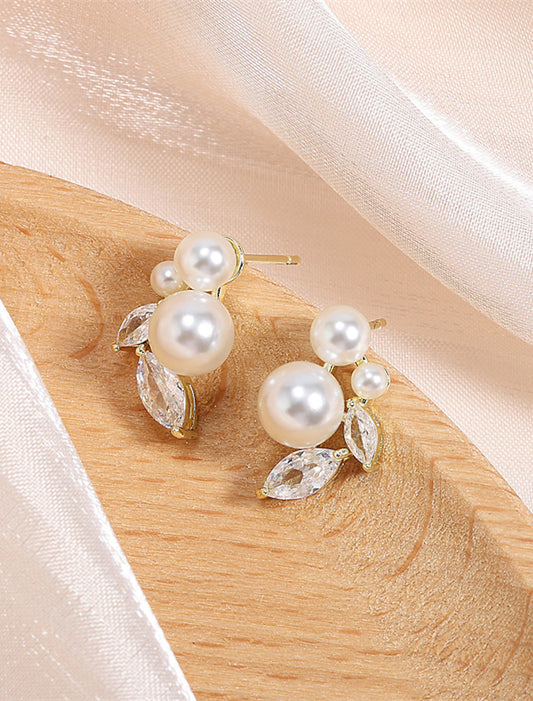 Wholesale Women's Clear White Fine Jewelry Classic Drop Stylish Trendy Imitation Pearl Earrings Jewelry Silver / Gold For Wedding Party 1 Pair