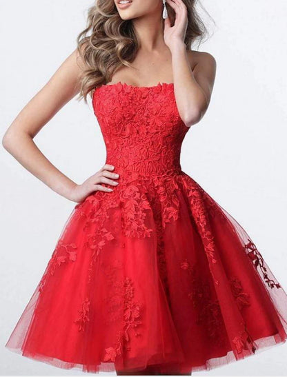 Wholesale A-Line Cocktail Dresses Flirty Dress Graduation Engagement Short / Mini Sleeveless Strapless Lace with Appliques