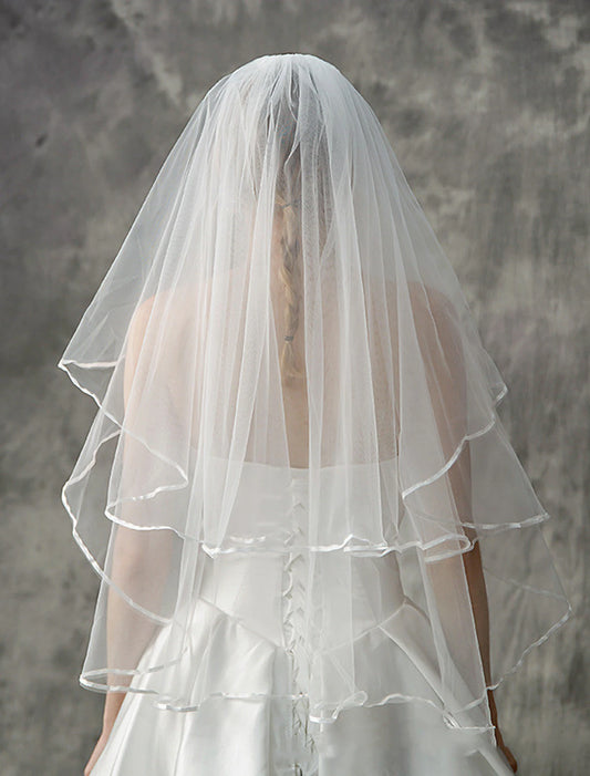 Wholesale Two-tier Stylish / European Style Wedding Veil Elbow Veils with Tier / Pure Color Tulle